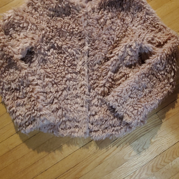 Fuzzy jacket - Picture 2 of 7